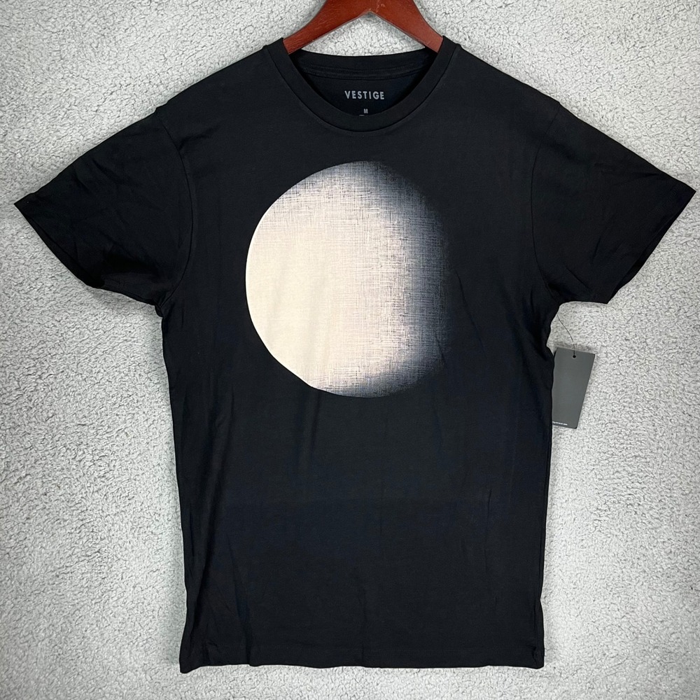 NWT Vestige Mens Graphic Tee Black Cotton Moon Circle Print Shirt Size M